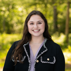 Emma Gilbert headshot