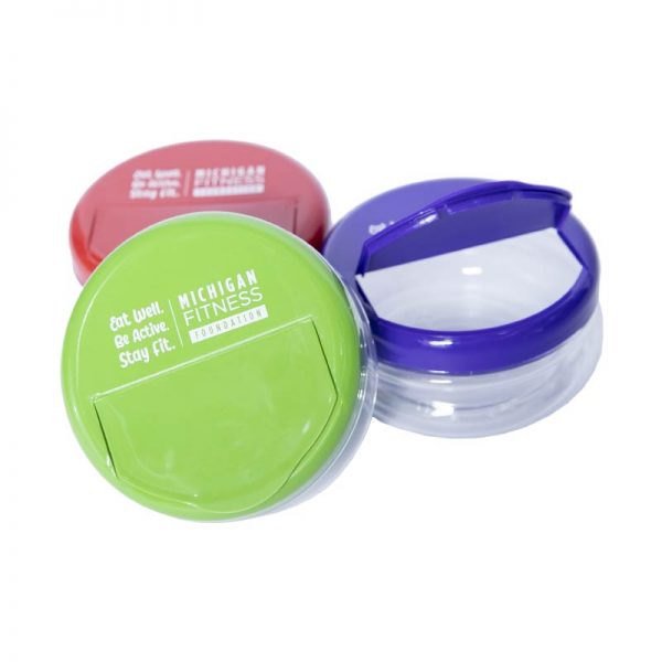 healthy-snack-container-with-flip-top-lid-1