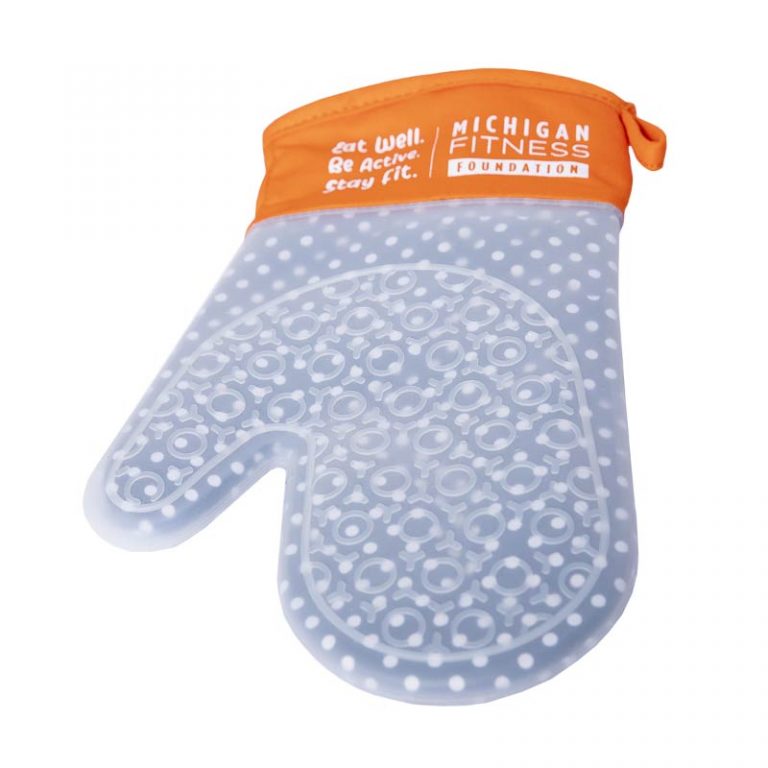 Silicone Oven Mitt SNAPEd at Michigan Fitness